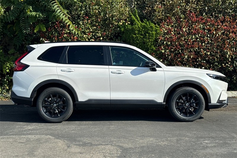 Honda CR-V Hybrid Vehicle Full-screen Gallery Image 03