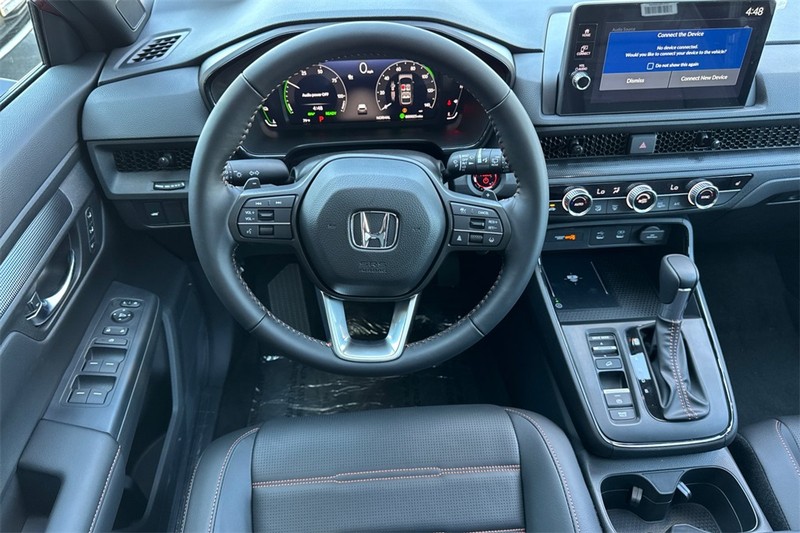 Honda CR-V Hybrid Vehicle Full-screen Gallery Image 11