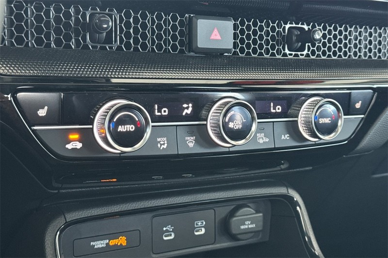 Honda CR-V Vehicle Full-screen Gallery Image 19