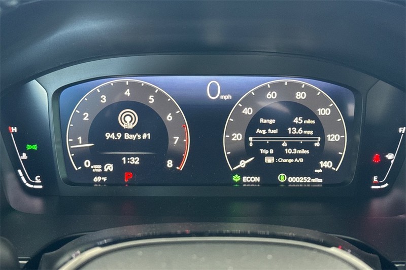 Honda CR-V Vehicle Full-screen Gallery Image 23