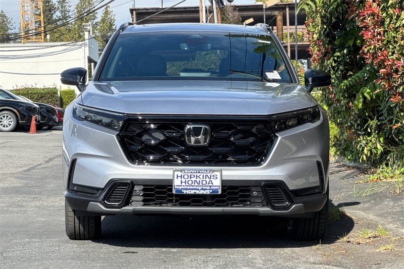 Honda CR-V Hybrid Vehicle Full-screen Gallery Image 02