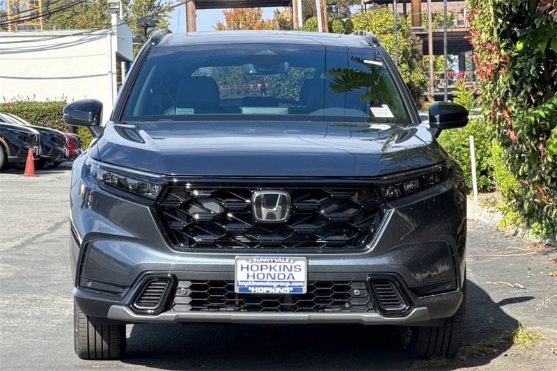 Honda CR-V Hybrid Vehicle Full-screen Gallery Image 02