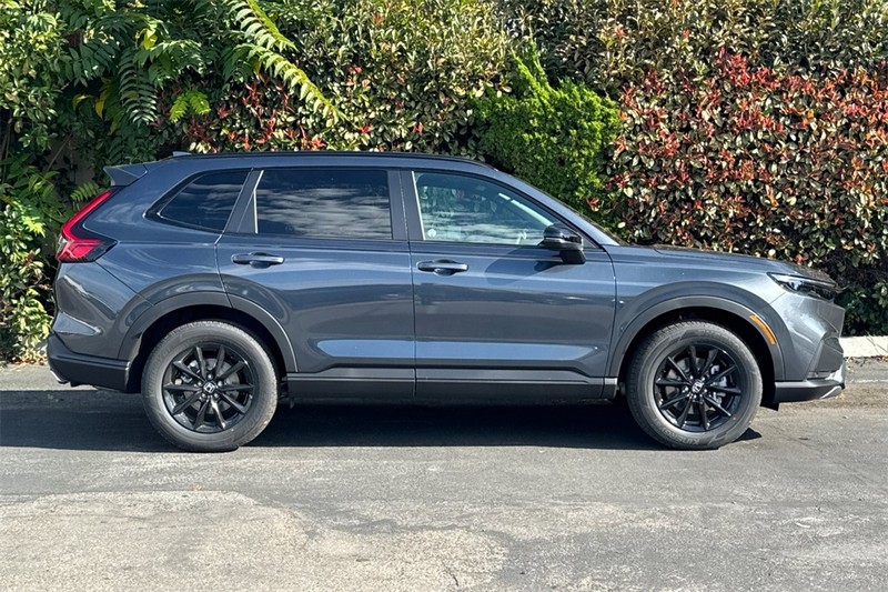 Honda CR-V Hybrid Vehicle Full-screen Gallery Image 03