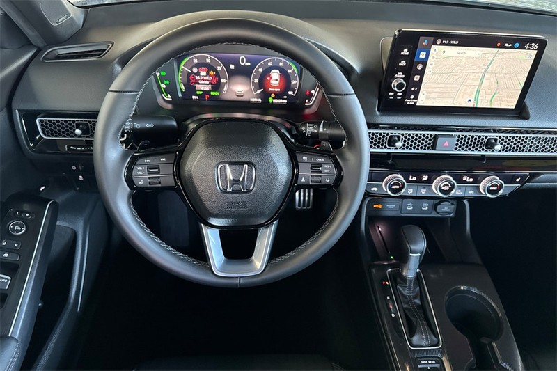 Honda Civic Sedan Hybrid Vehicle Full-screen Gallery Image 13