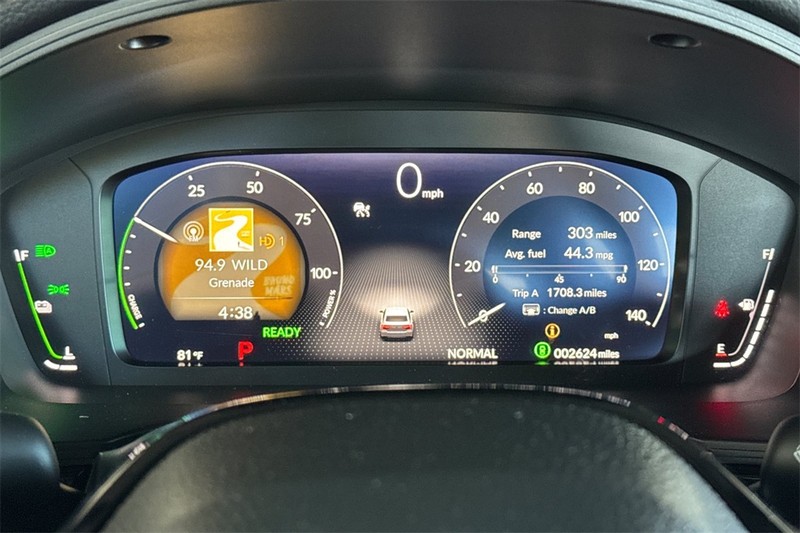 Honda Civic Sedan Hybrid Vehicle Full-screen Gallery Image 23