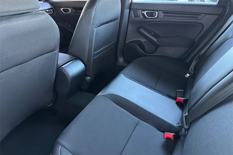 Honda Civic Sedan Hybrid Vehicle Full-screen Gallery Image 11