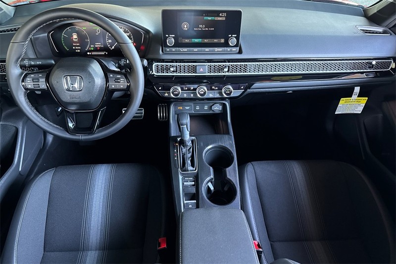 Honda Civic Sedan Hybrid Vehicle Full-screen Gallery Image 12