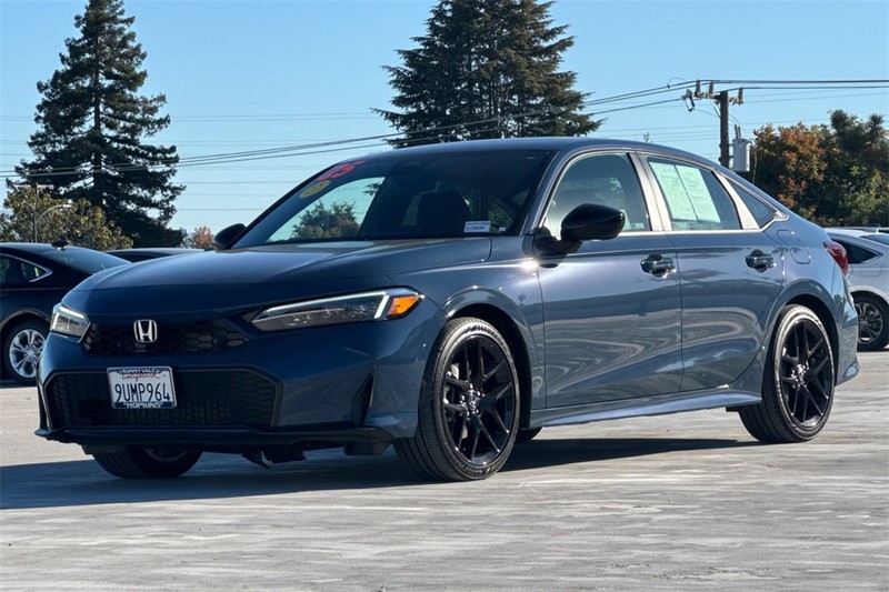 Honda Civic Sedan Hybrid Vehicle Full-screen Gallery Image 07