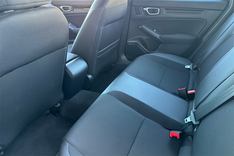 Honda Civic Sedan Hybrid Vehicle Full-screen Gallery Image 11