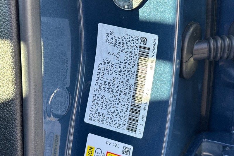 Honda Civic Sedan Hybrid Vehicle Full-screen Gallery Image 26