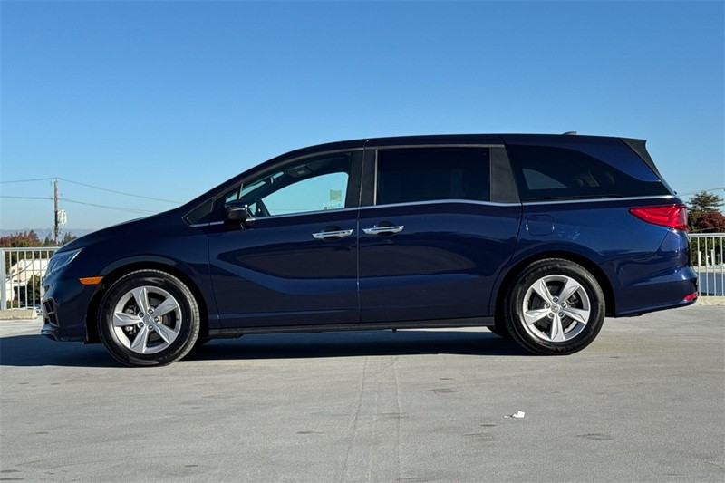Honda Odyssey Vehicle Full-screen Gallery Image 06