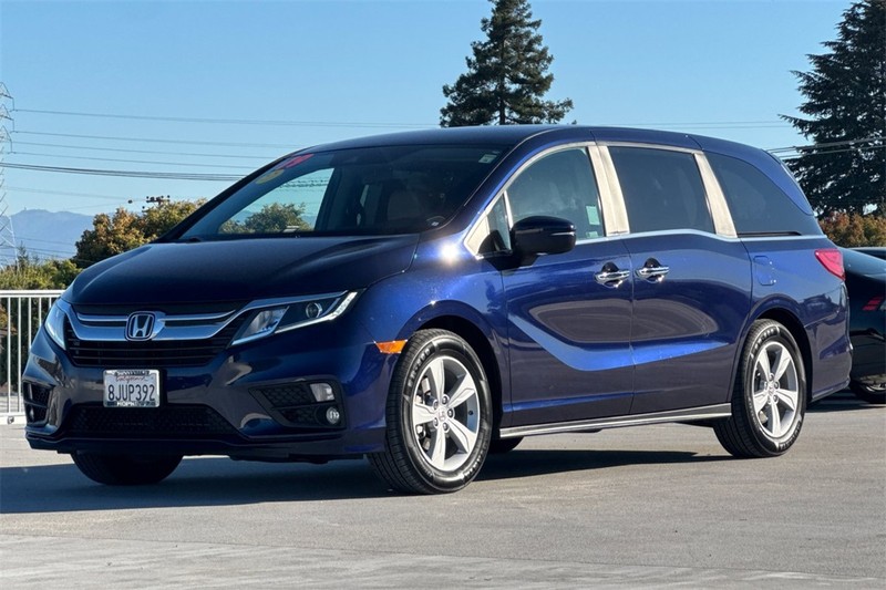 Honda Odyssey Vehicle Full-screen Gallery Image 07