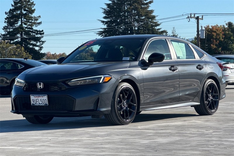 Honda Civic Sedan Hybrid Vehicle Full-screen Gallery Image 07