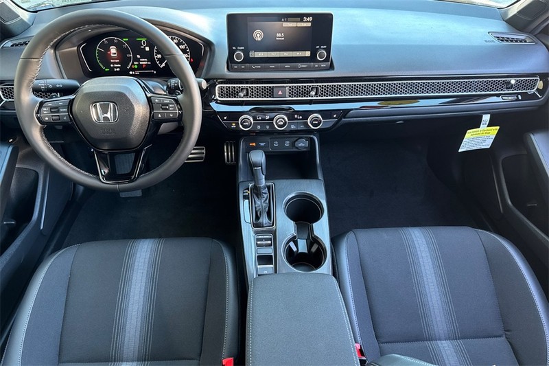 Honda Civic Sedan Hybrid Vehicle Full-screen Gallery Image 12