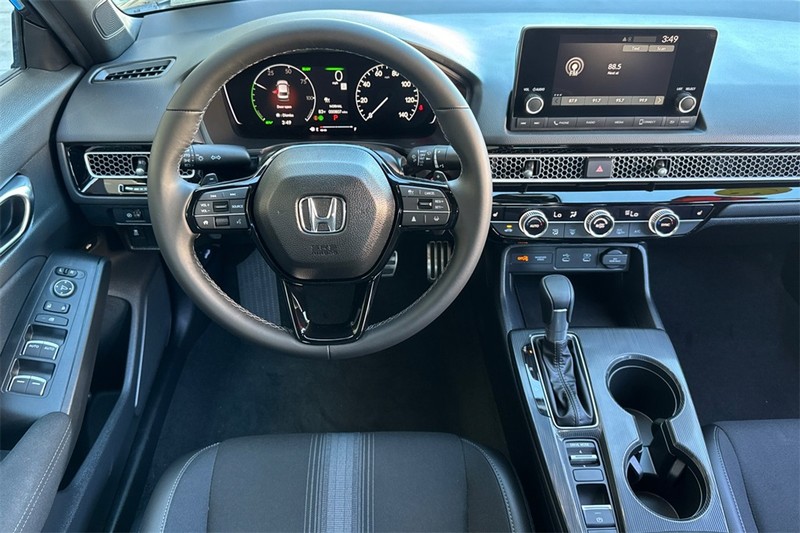 Honda Civic Sedan Hybrid Vehicle Full-screen Gallery Image 13