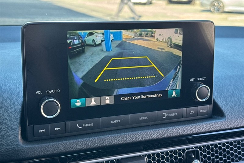 Honda Civic Sedan Hybrid Vehicle Full-screen Gallery Image 17