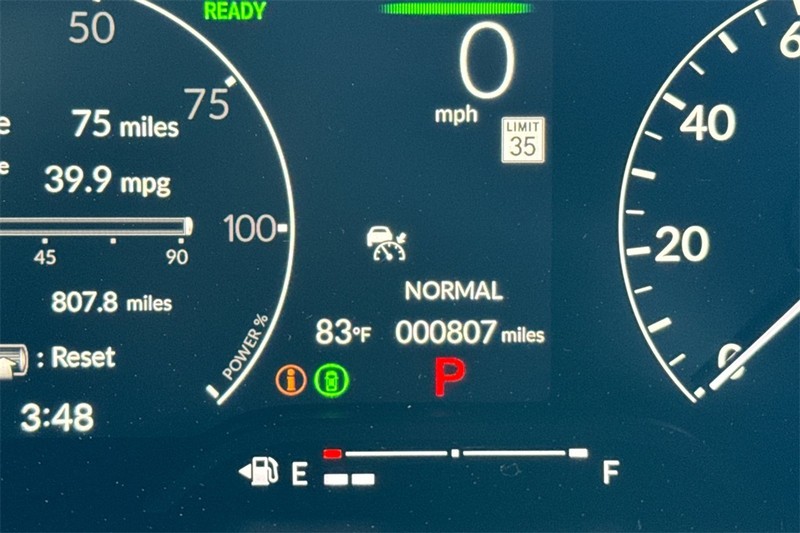 Honda Civic Sedan Hybrid Vehicle Full-screen Gallery Image 23