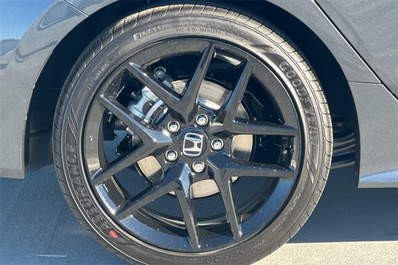 Honda Civic Sedan Hybrid Vehicle Full-screen Gallery Image 24