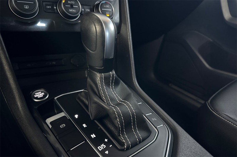 Volkswagen Tiguan Vehicle Full-screen Gallery Image 20