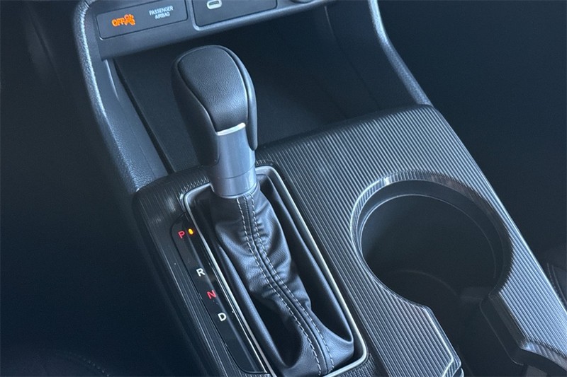 Honda Civic Sedan Vehicle Full-screen Gallery Image 19