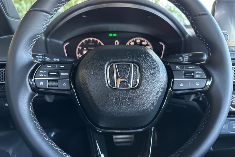 Honda Civic Sedan Vehicle Full-screen Gallery Image 21