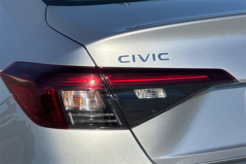 Honda Civic Sedan Vehicle Full-screen Gallery Image 25