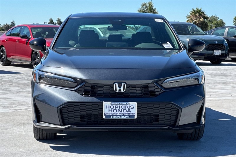 Honda Civic Sedan Hybrid Vehicle Full-screen Gallery Image 02