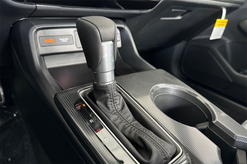 Honda Civic Sedan Hybrid Vehicle Full-screen Gallery Image 17