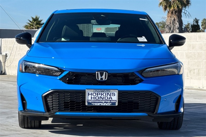 Honda Civic Hatchback Hybrid Vehicle Full-screen Gallery Image 02