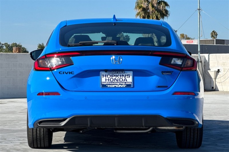 Honda Civic Hatchback Hybrid Vehicle Full-screen Gallery Image 05