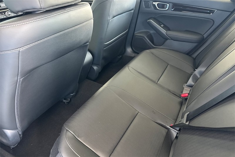 Honda Civic Hatchback Hybrid Vehicle Full-screen Gallery Image 09