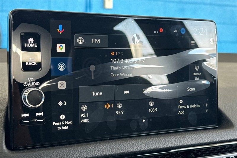 Honda Civic Hatchback Hybrid Vehicle Full-screen Gallery Image 14