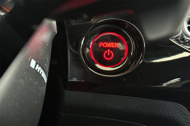 Honda Civic Hatchback Hybrid Vehicle Full-screen Gallery Image 19