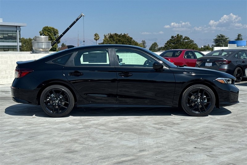 Honda Civic Sedan Hybrid Vehicle Full-screen Gallery Image 03