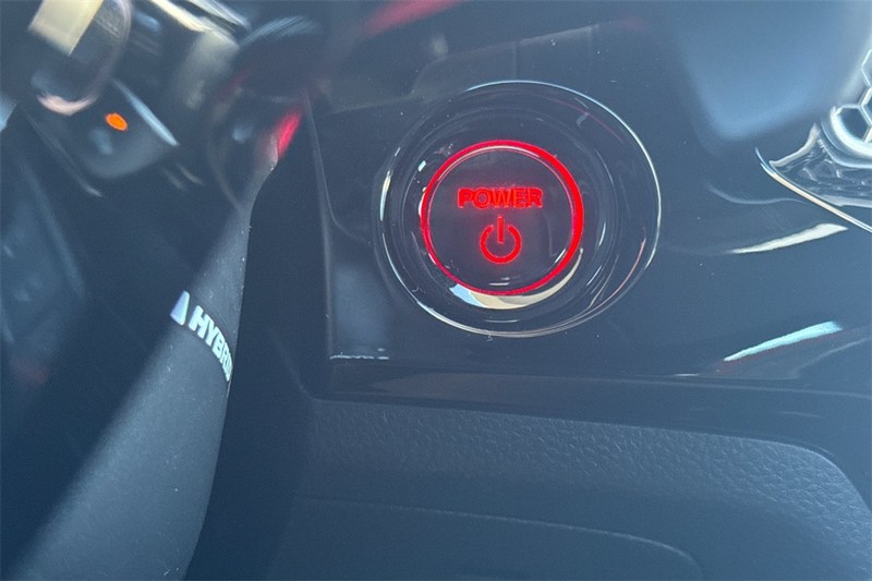 Honda Civic Sedan Hybrid Vehicle Full-screen Gallery Image 17