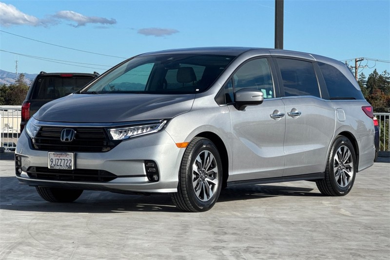 Honda Odyssey Vehicle Full-screen Gallery Image 07