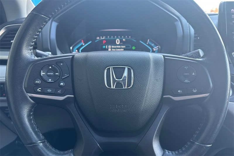 Honda Odyssey Vehicle Full-screen Gallery Image 23