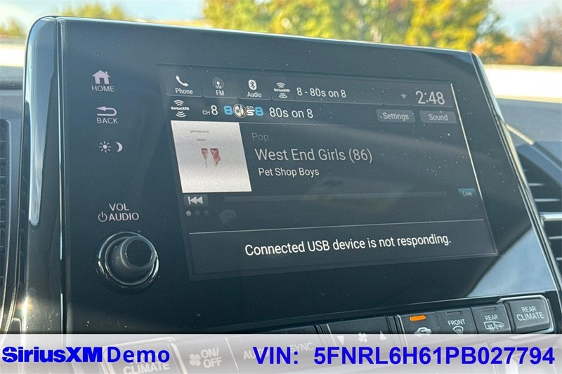 Honda Odyssey Vehicle Full-screen Gallery Image 28