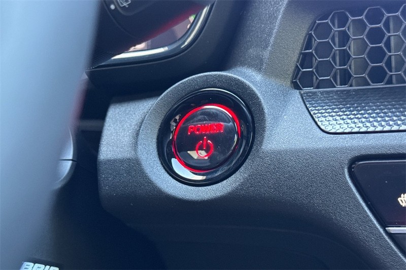 Honda CR-V Hybrid Vehicle Full-screen Gallery Image 19