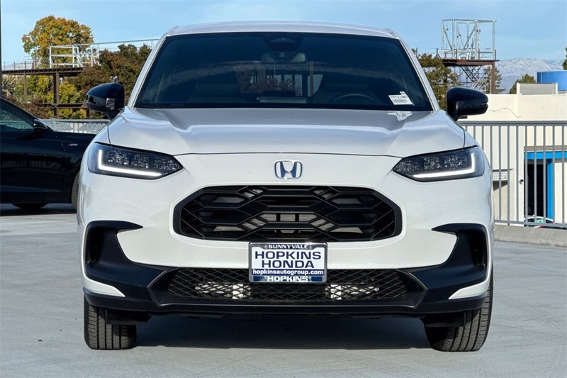 Honda HR-V Vehicle Full-screen Gallery Image 02