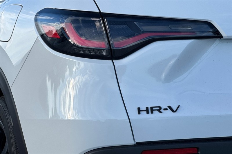 Honda HR-V Vehicle Full-screen Gallery Image 06