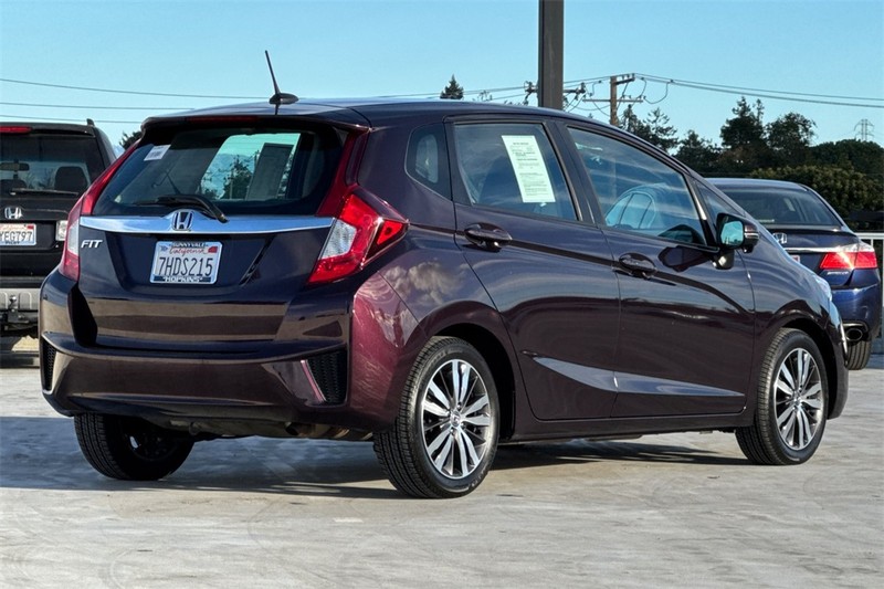 Honda Fit Vehicle Full-screen Gallery Image 03