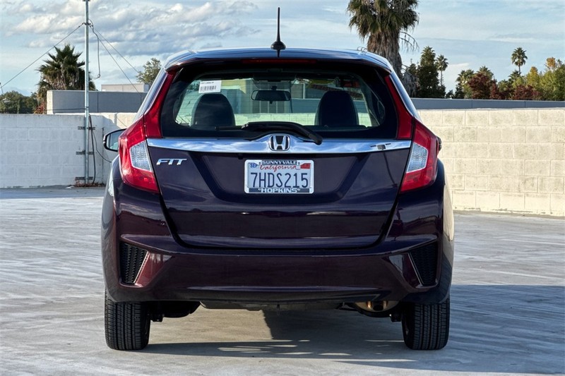 Honda Fit Vehicle Full-screen Gallery Image 04