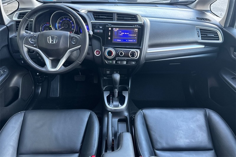 Honda Fit Vehicle Full-screen Gallery Image 12
