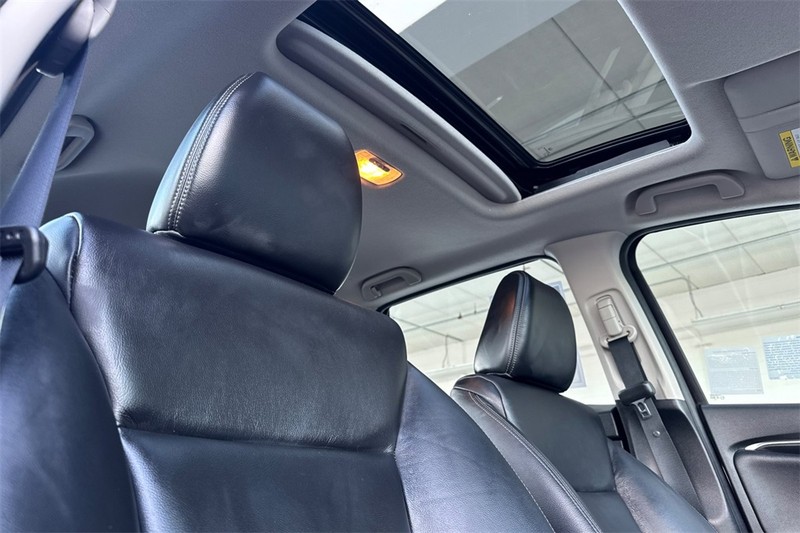 Honda Fit Vehicle Full-screen Gallery Image 16