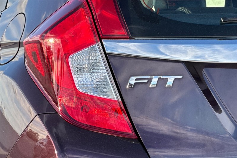 Honda Fit Vehicle Full-screen Gallery Image 26