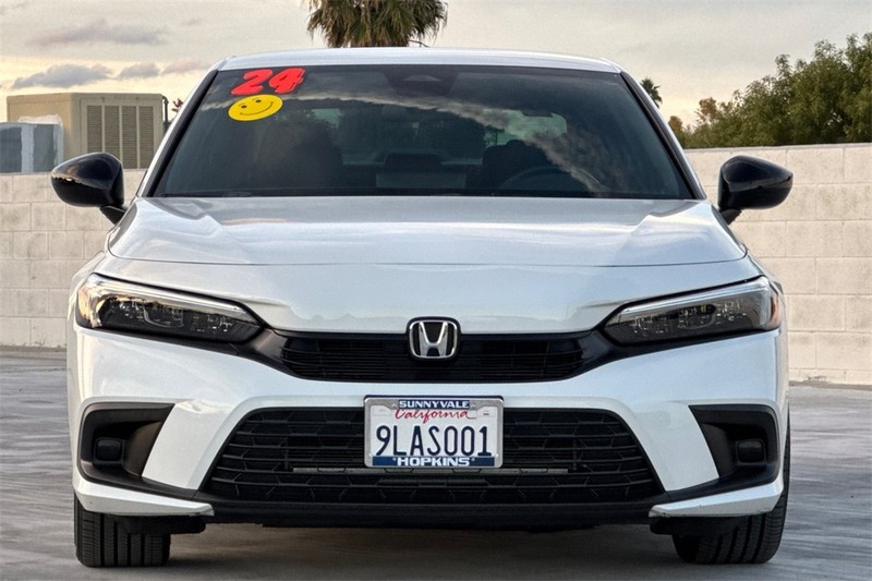 Honda Civic Sedan Vehicle Full-screen Gallery Image 08