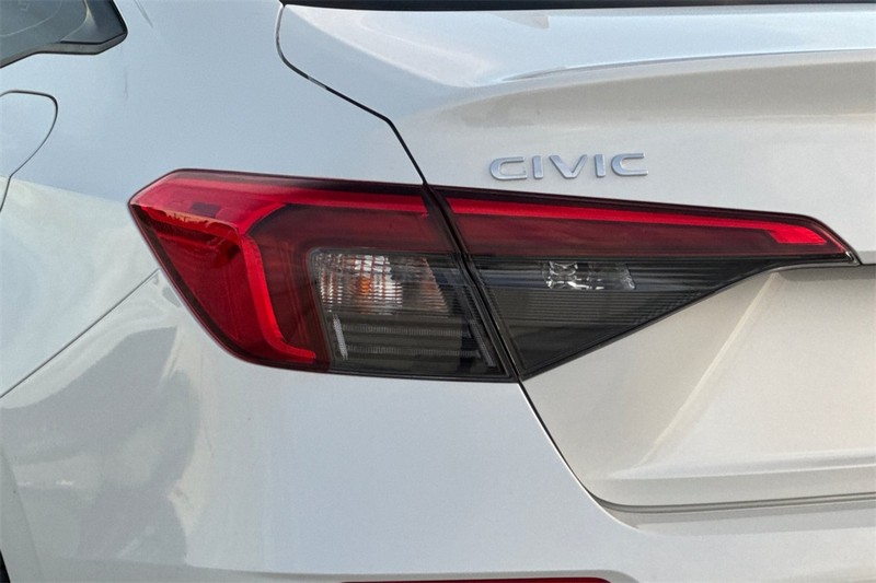 Honda Civic Sedan Vehicle Full-screen Gallery Image 25