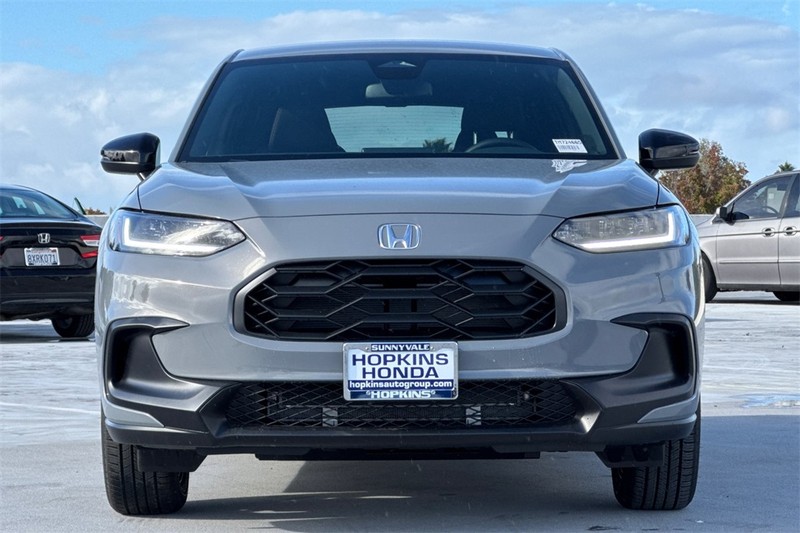 Honda HR-V Vehicle Full-screen Gallery Image 02