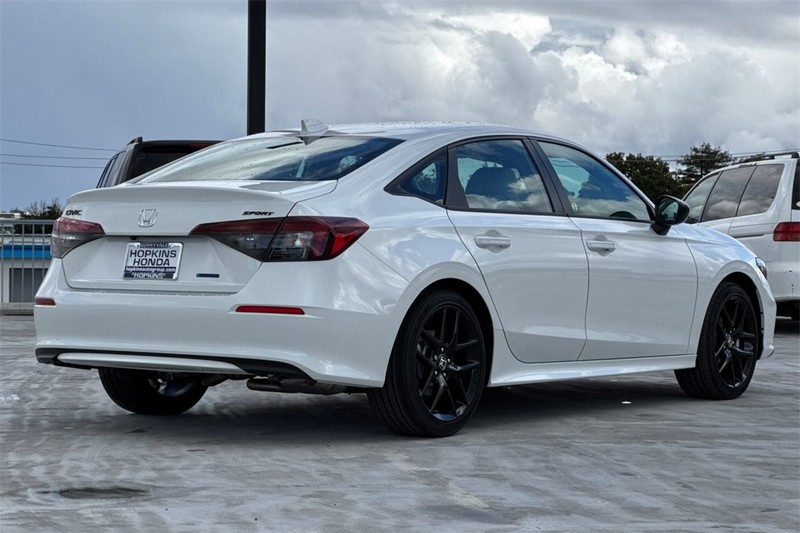 Honda Civic Sedan Hybrid Vehicle Full-screen Gallery Image 04